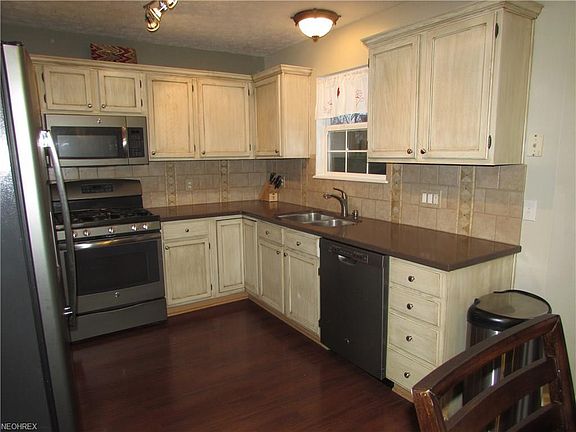 5th image of 725 Saratoga Trl