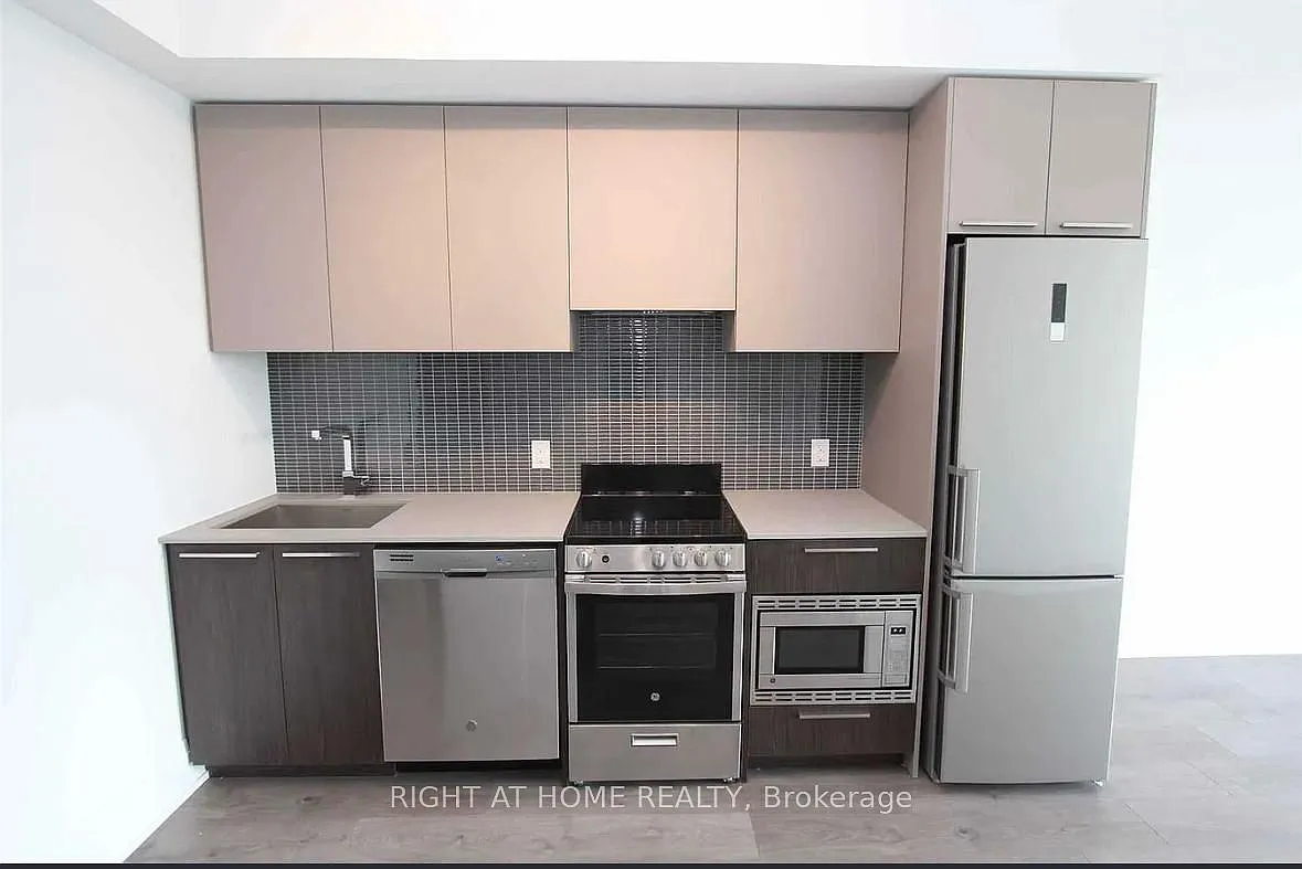 1 bed, $2,500 — Photo 2