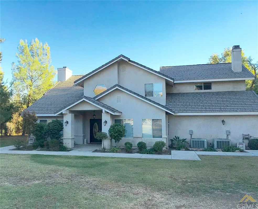 9601 Yamas Ct photo 1