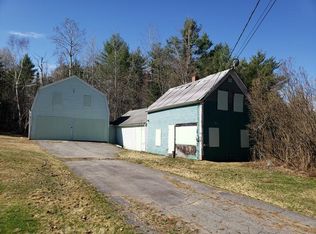 11 Salisbury Rd, Canaan, ME 04924