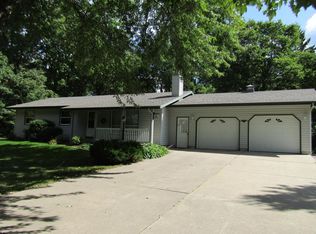 1950 Nelson Ln SE, Rochester, MN 55904