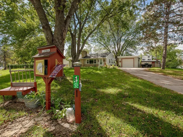 3711 Kenny Ln, White Bear Lake, MN 55110