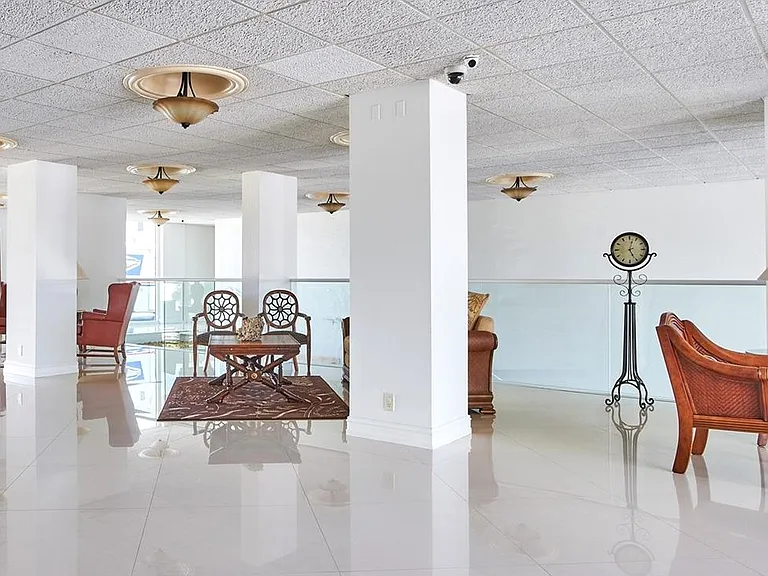 2715 N Ocean Blvd — Photo 5