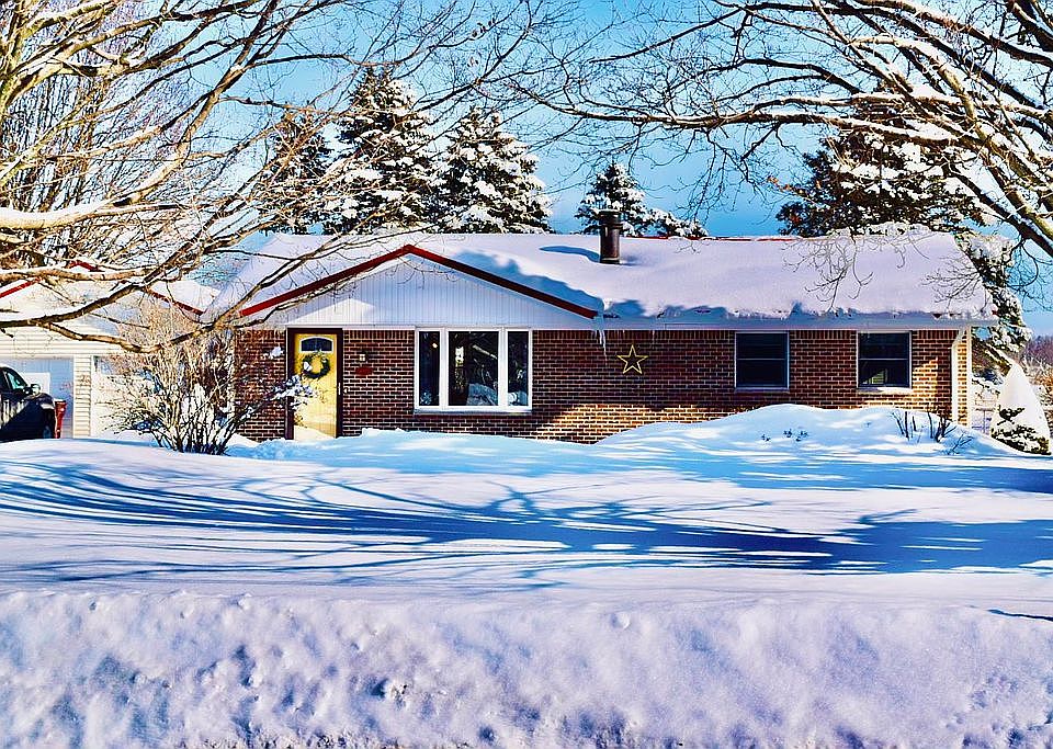 1st image of 8361 Evelyn Dr