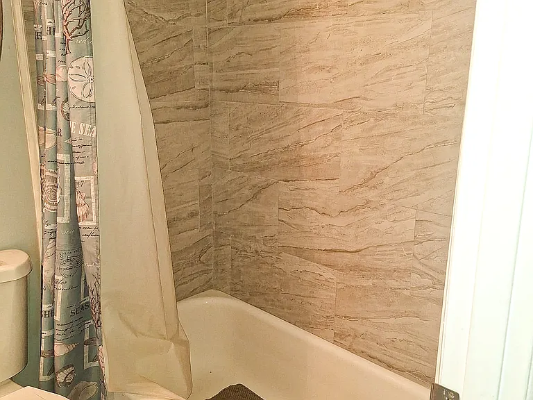 6310 Newtown Cir #C10 — Photo 11