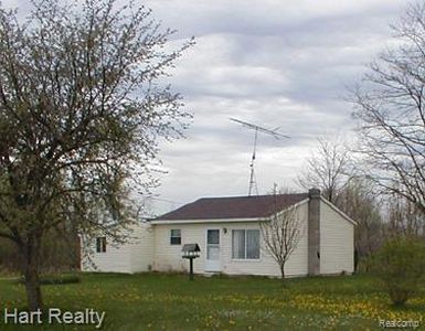 76 Wood Rd, Marlette, MI, 48453