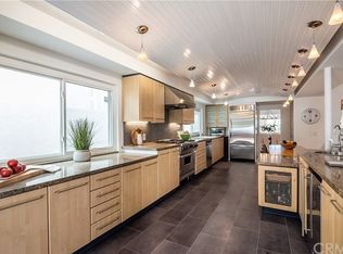 2204 Agnes Rd, Manhattan Beach, CA 90266