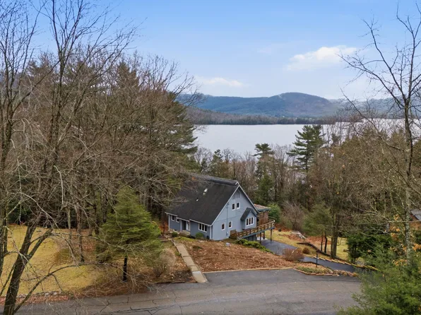 40 Ridgewood Court, Bolton Landing, NY 12814