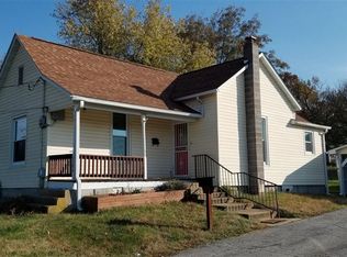 1304 N Howell Ave, West Plains, MO 65775