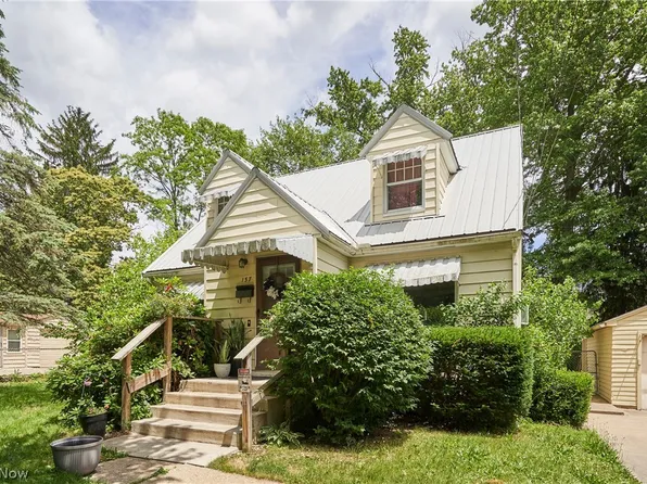 157 29th St NW, Barberton, OH 44203