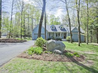 47 Stone Ridge Dr, Northampton, MA 01062