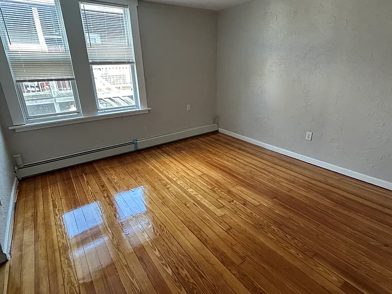 27 Warren Ave #3 — Photo 9