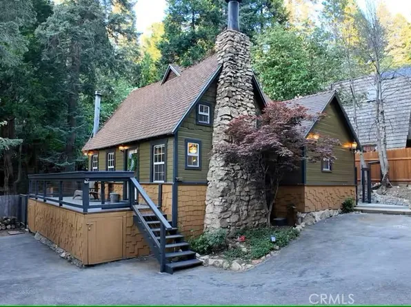 810 Lake Dr, Lake Arrowhead, CA 92352