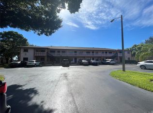 13250 Ridge Rd APT 3A1, Largo, FL 33778