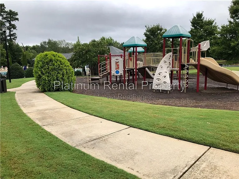 5075 Rialto Way — Photo 42