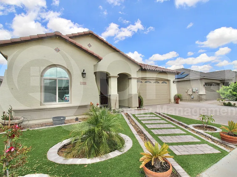 15078 W Roosevelt St — Photo 3