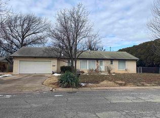 1506 N Park St, Wellington, KS 67152