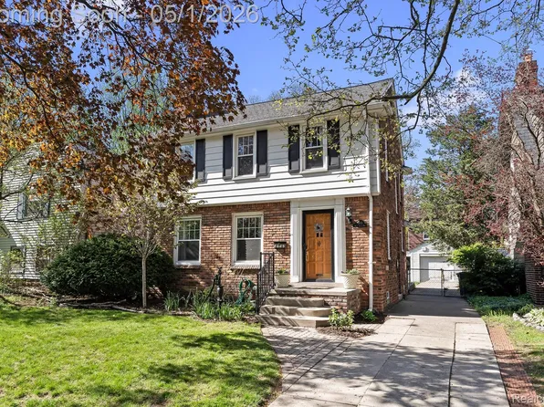 580 W Lewiston Ave, Ferndale, MI 48220