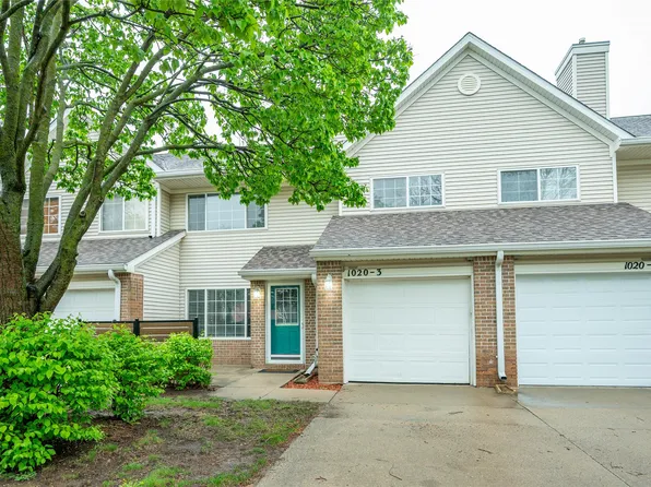 1020 68th St Unit 3, West Des Moines, IA 50266