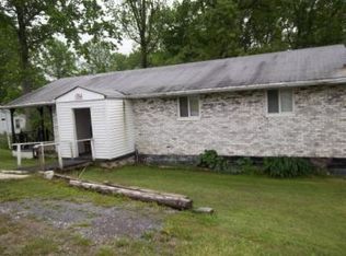 105 Curtis St, Coal City, WV 25823