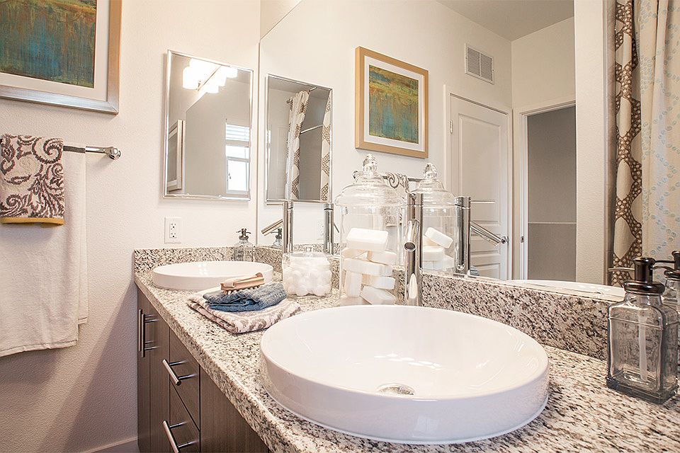 1st image of 12020 Southern Highlands Pkwy APT 1075