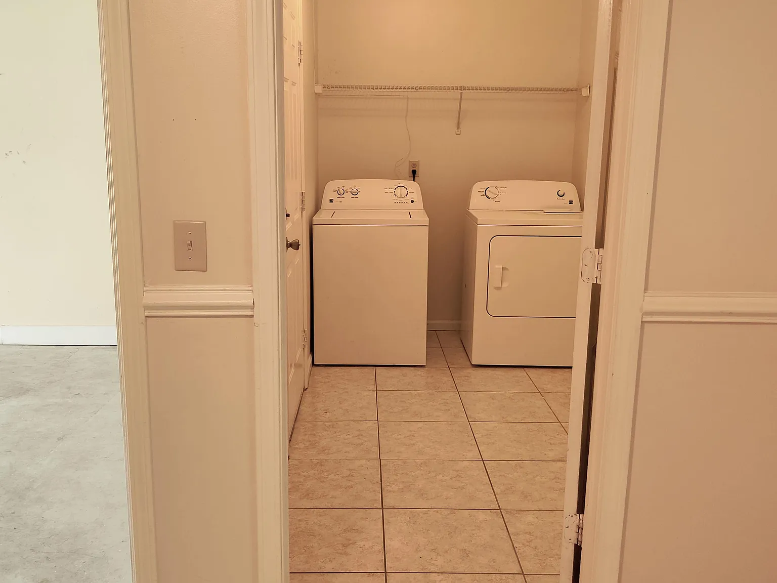 4 bed, 1304 sqft, $1,700 — Photo 3