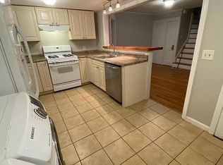 118 Thicket St, Weymouth, MA 02190