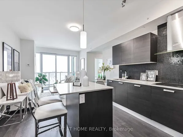 11 Bogert Ave, Toronto, ON