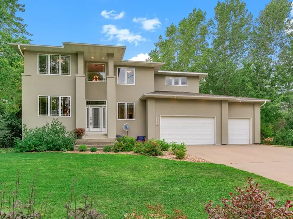 10329 Noble Ave N, Brooklyn Park, MN 55443