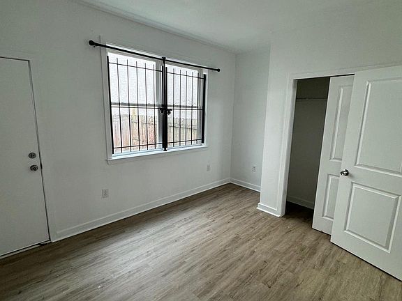 4th image of 1515 W Seybert St