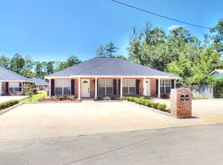 1805 Read Rd #B, Picayune, MS 39466