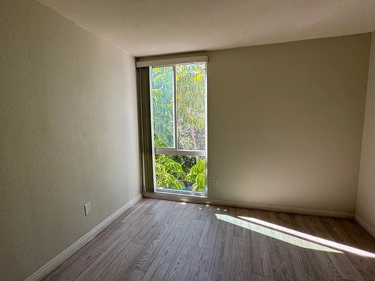 4860 Rolando Ct #98 — Photo 9