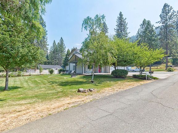 3rd image of 125 Brock Ln