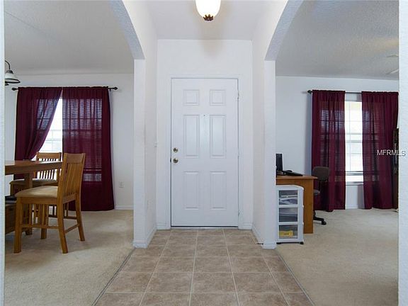 2nd image of 202 Big Sioux Dr