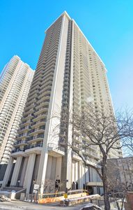 6007 N Sheridan Rd APT 18F, Chicago, IL, 60660