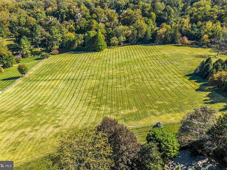 2nd image of Conshohocken State Rd Lot C