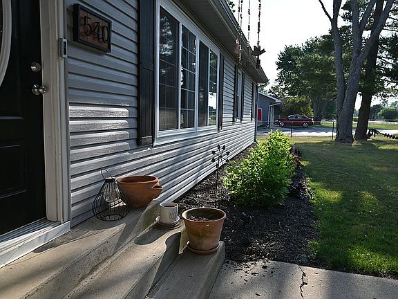 4th image of 540 Poland Rd
