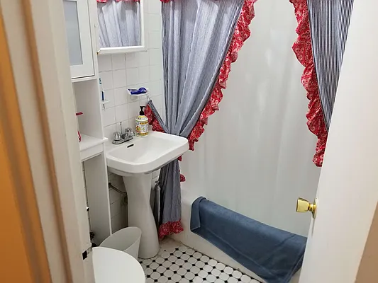 Rented by Prince Real Estate Associates LLC | media 27