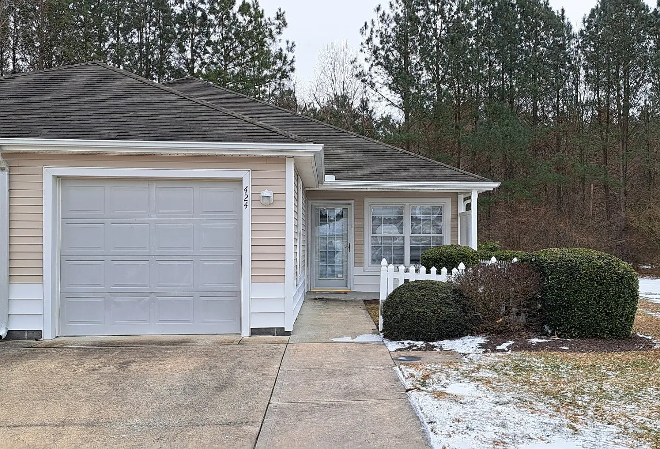 2 bed, 2.0 bath, 1104 sqft, $1,650 — Photo 1