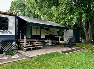 11 Sloop Rd, Grand Isle, VT 05458