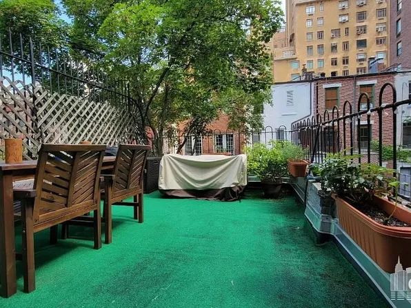 11 West 70th Street image 1 of 11