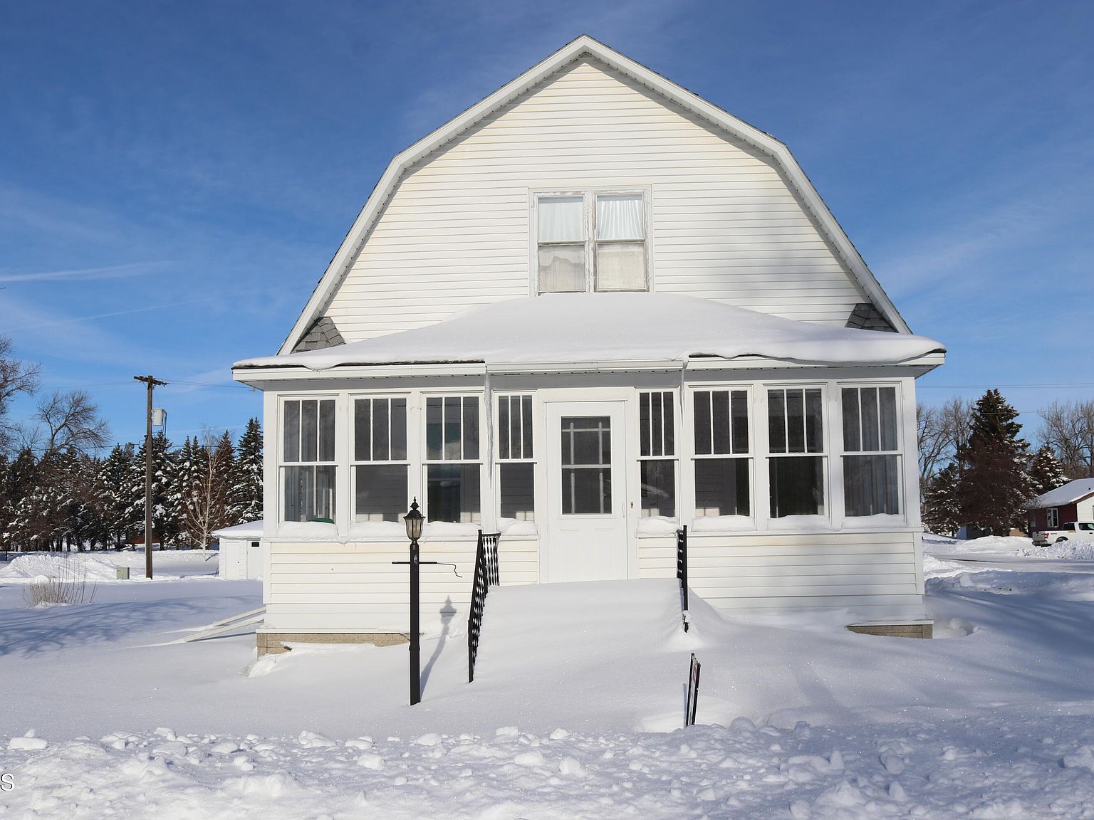 502 6th Ave, Edgeley, ND 58433 Zillow