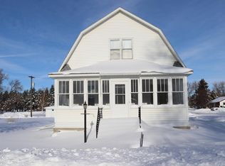 502 6th Ave, Edgeley, ND 58433