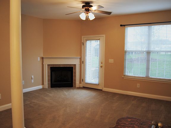 2nd image of 2384 Loch Stone Dr #C