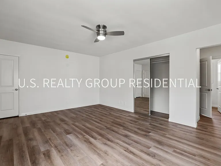179 N Edgemont St #4 — Photo 5