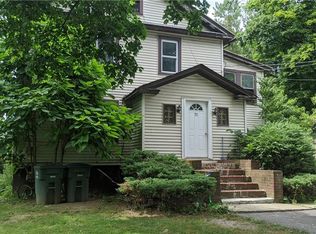 13 Ryerson Rd, New Hampton, NY 10958