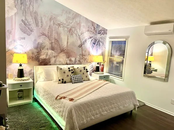 5110 Arbor Oak Ct, Louisville, KY 40229