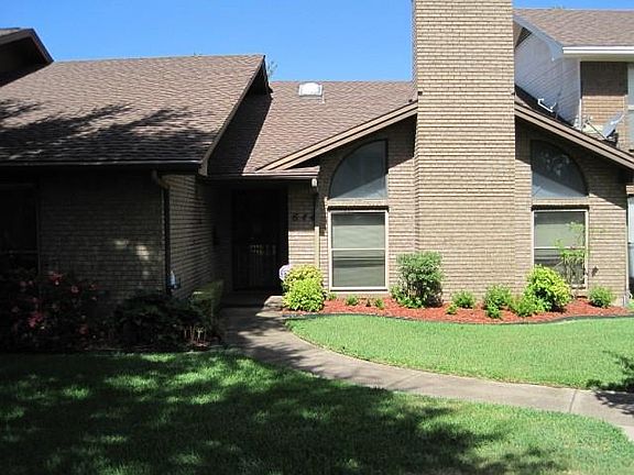 2nd image of 644 Saint Charles Ct
