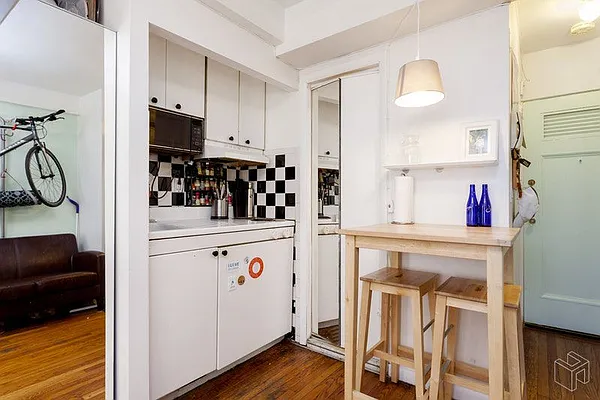 Rented by Halstead Real Estate | media 23