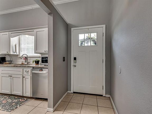 4th image of 3501 Grassland Dr